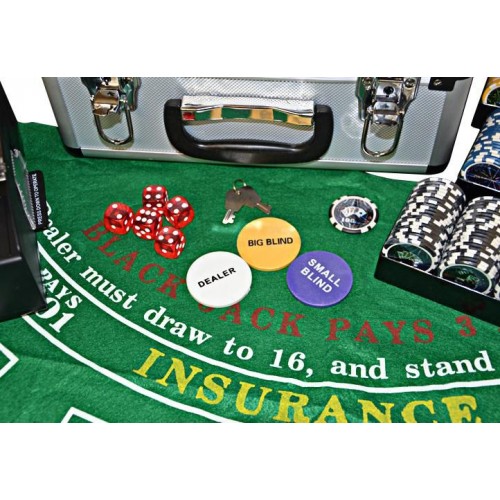 Poker kufor DELUXE 300 laserových žetónov + príslušenstvo Poker kufor DELUXE 300 laserových žetónov + príslušenstvo