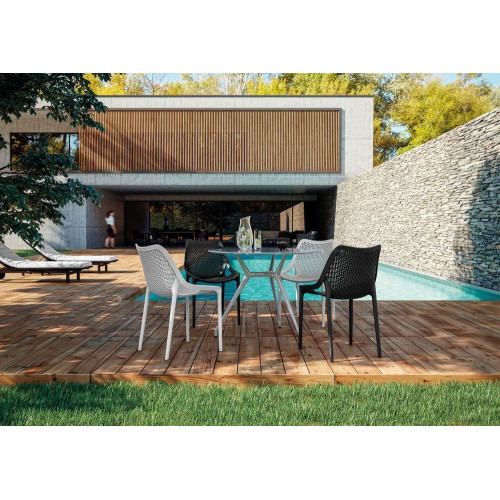 Záhradné křeslo olivové – ľahké, pevné a stohovateľné